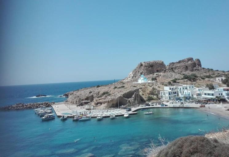Arkasa Karpathos Seafront Paradisos Foinikion ภายนอก รูปภาพ