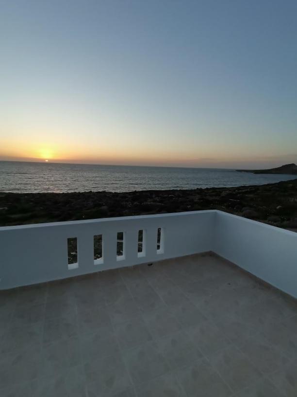 Arkasa Karpathos Seafront Paradisos Foinikion ภายนอก รูปภาพ